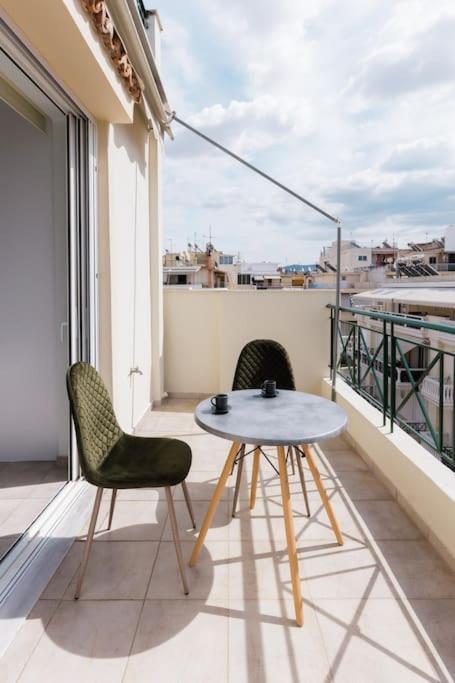 Adorable Sunny Studio With Private Balcony I Athen Eksteriør bilde