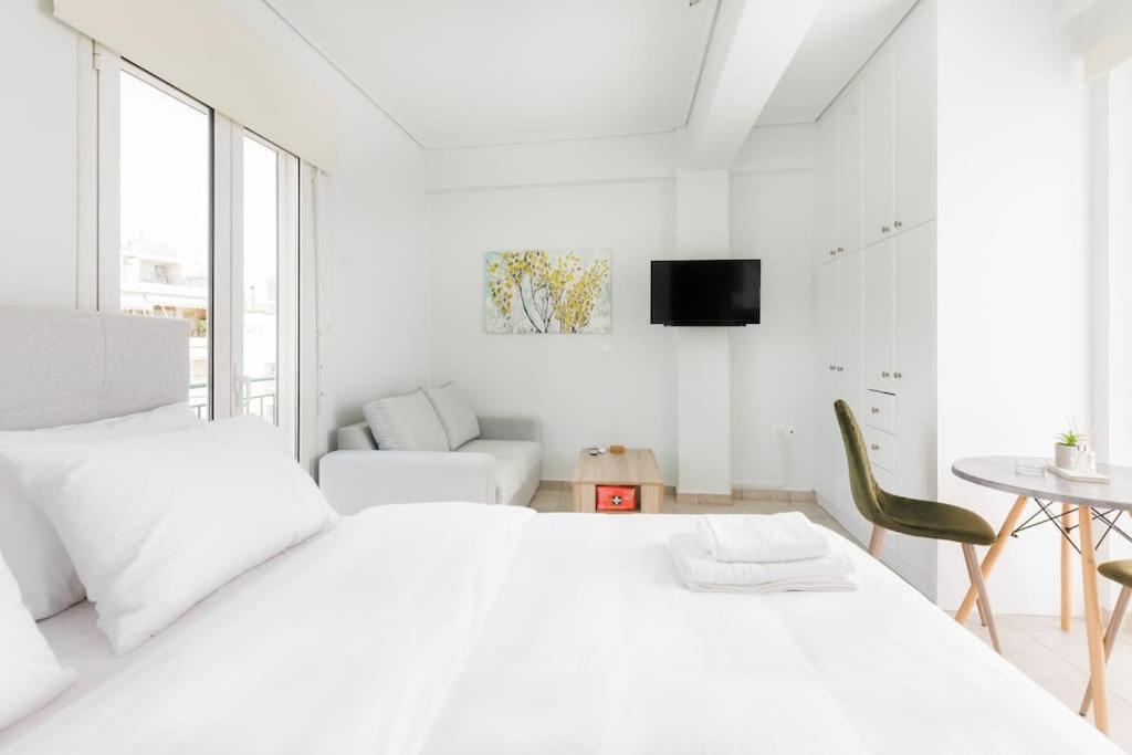 Adorable Sunny Studio With Private Balcony I Athen Eksteriør bilde