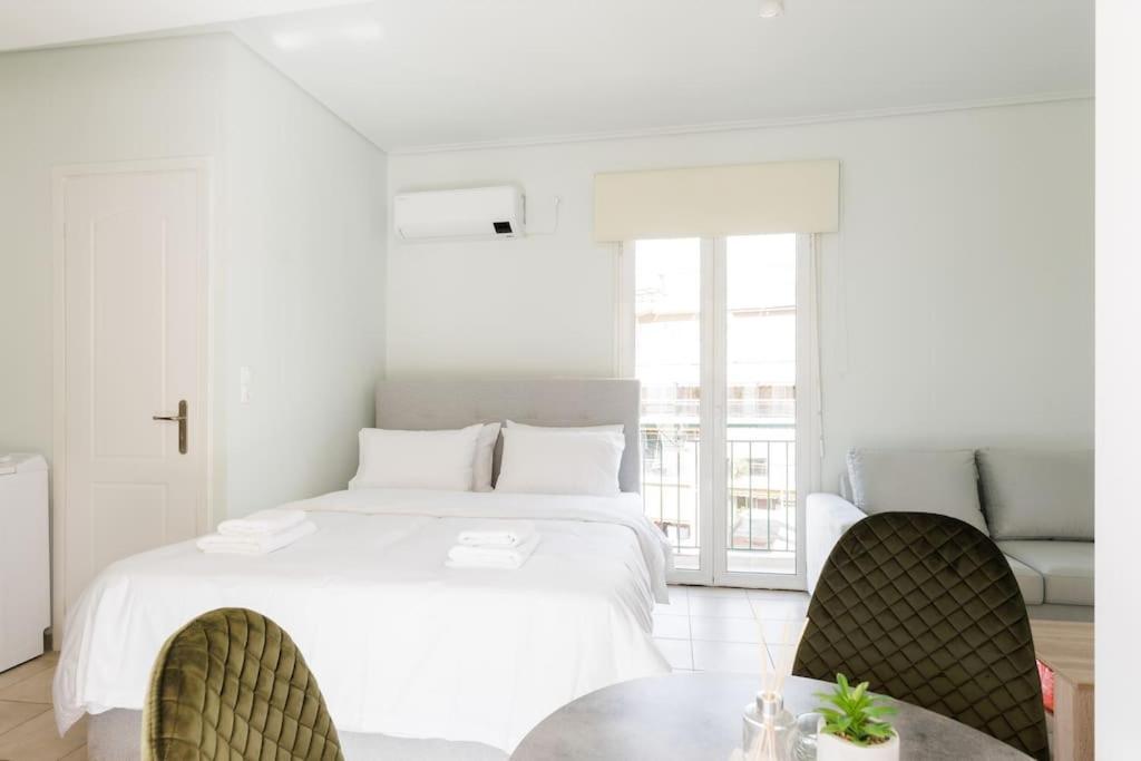 Adorable Sunny Studio With Private Balcony I Athen Eksteriør bilde